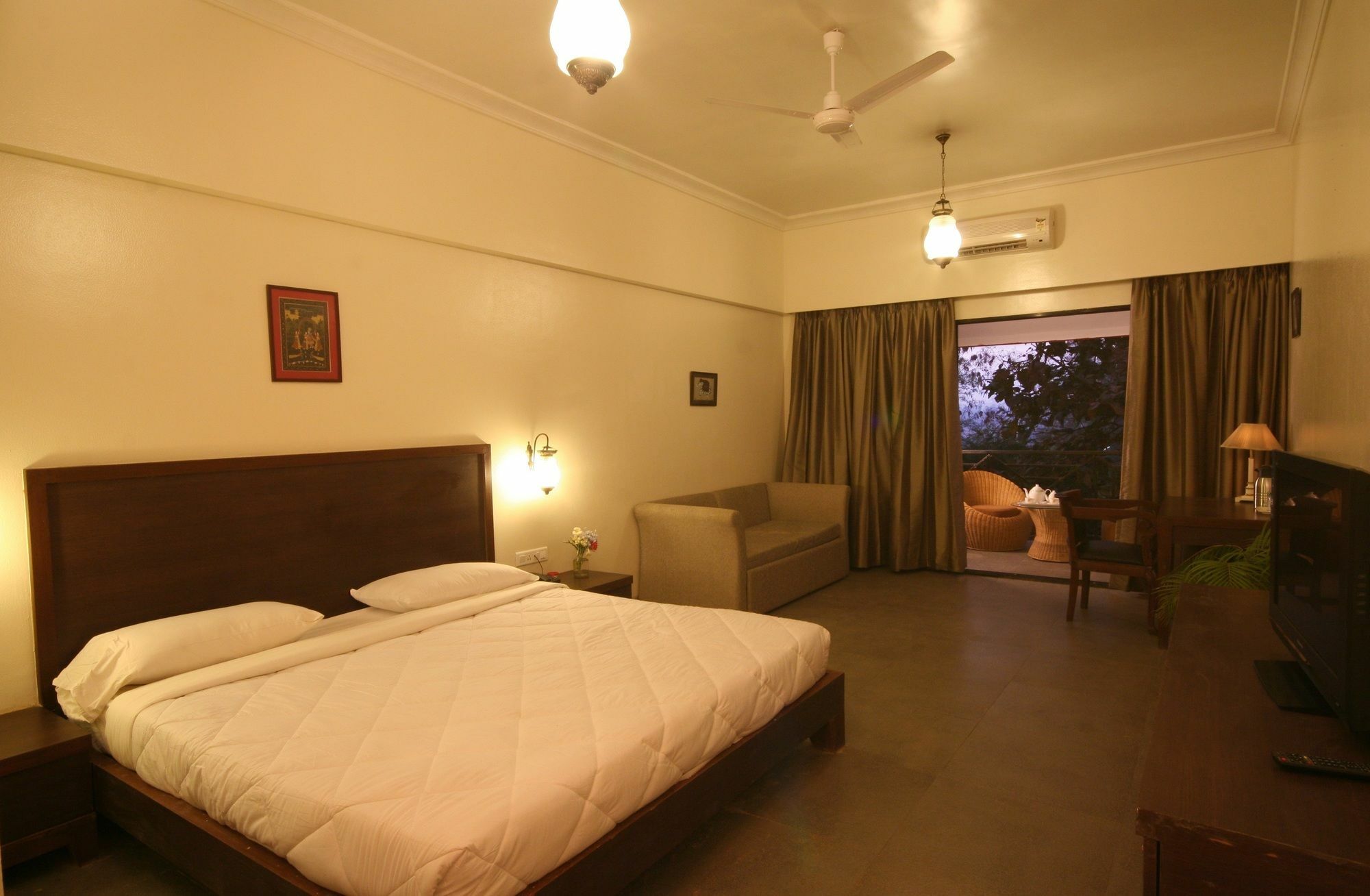 Khanvel Resort Silvassa Exteriér fotografie